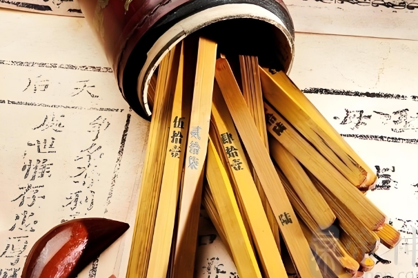 梦见别人给我钱